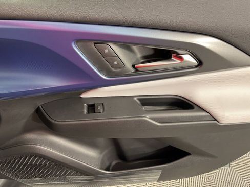 New 2026 Chevrolet Equinox EV LT image 11