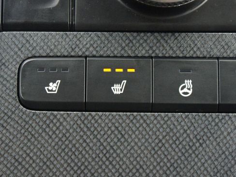 Used 2023 Hyundai Palisade Limited image 9