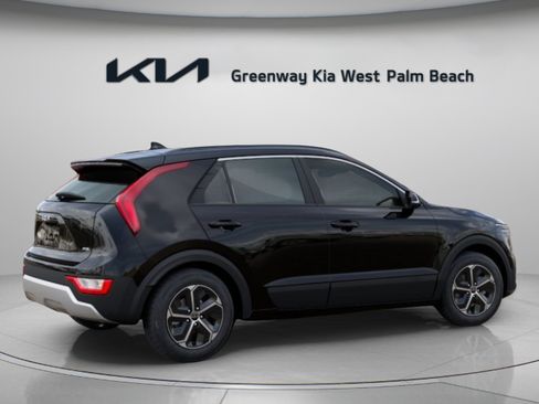 New 2026 Kia Niro EX FWD image 8