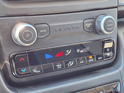 Used 2025 RAM ProMaster 2500 image 7