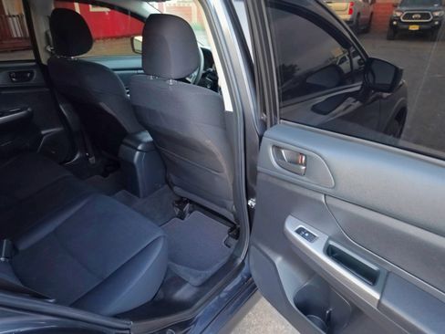 Used 2017 Subaru Crosstrek 2.0i AWD/4WD image 18