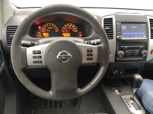 Used 2020 Nissan Frontier SV AWD/4WD image 22