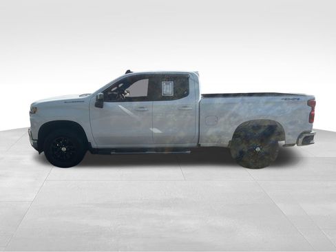 Used 2020 Chevrolet Silverado 1500 LT w/ Trailering Package AWD/4WD image 5