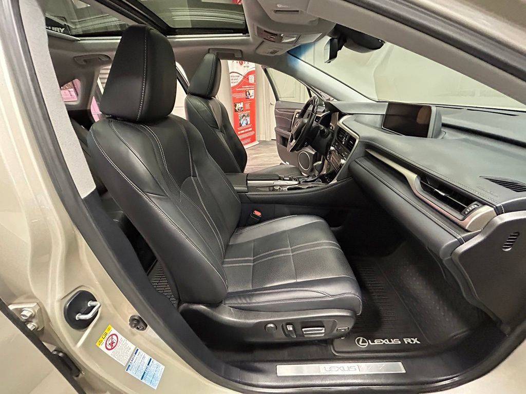 Used 2017 Lexus RX 450h AWD image 45