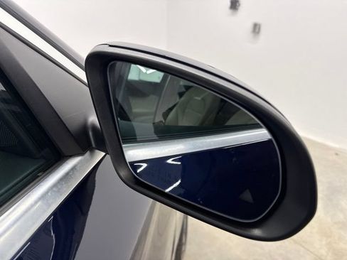 Used 2019 Mercedes-Benz GLC 300 4MATIC image 14