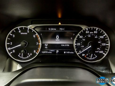 Used 2025 Nissan Rogue SV image 14