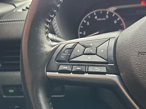Used 2023 Nissan Sentra SV FWD image 15