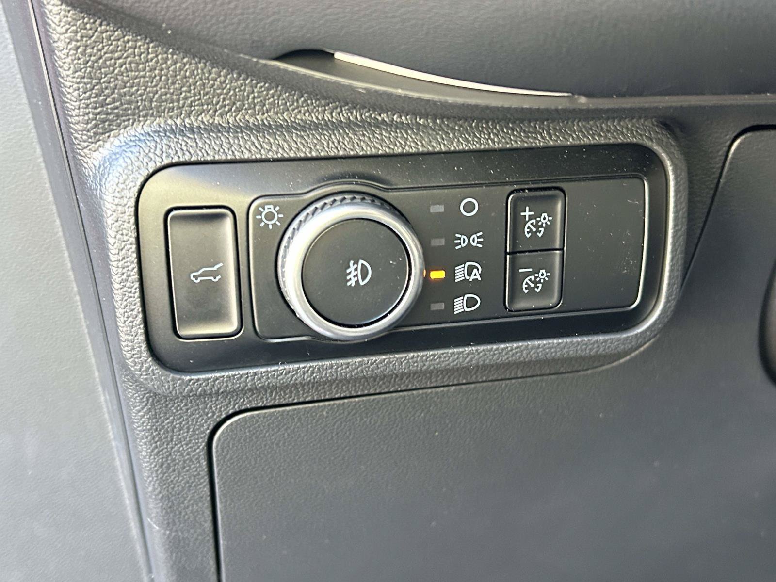 Used 2025 Ford Explorer ST AWD/4WD image 16