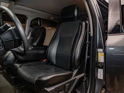 Used 2017 Ford F250 Lariat w/ Lariat Ultimate Package image 24