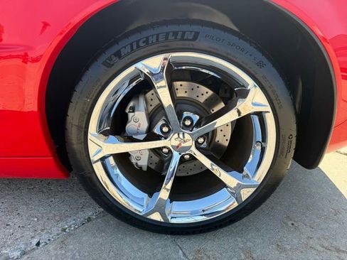Used 2013 Chevrolet Corvette Grand Sport w/ 3LT Preferred Equipment Group RWD image 10