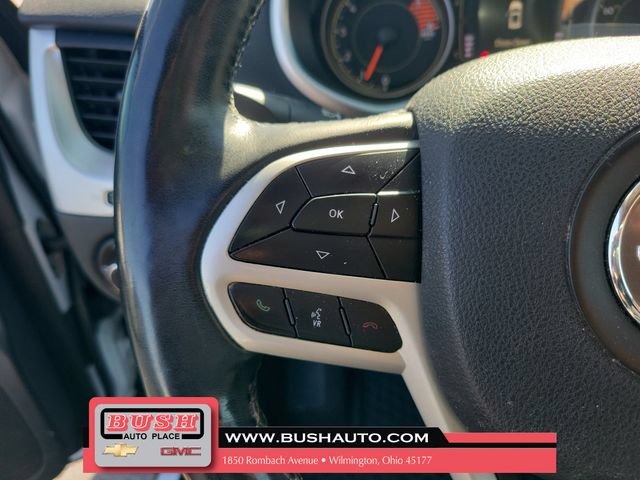 Used 2018 Jeep Cherokee Latitude Plus w/ Comfort/Convenience Group AWD/4WD image 24
