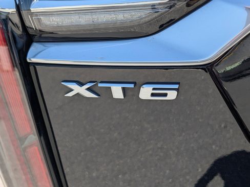 Used 2023 Cadillac XT6 Sport w/ Technology Package AWD/4WD image 9