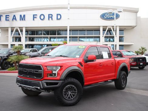 Used 2019 Ford F150 Raptor w/ Equipment Group 802A Luxury AWD/4WD image 2