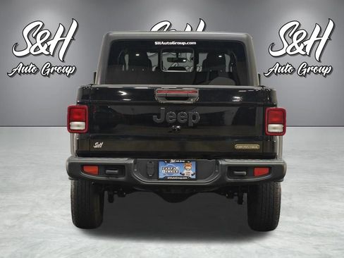 Used 2023 Jeep Gladiator Sport AWD/4WD image 17