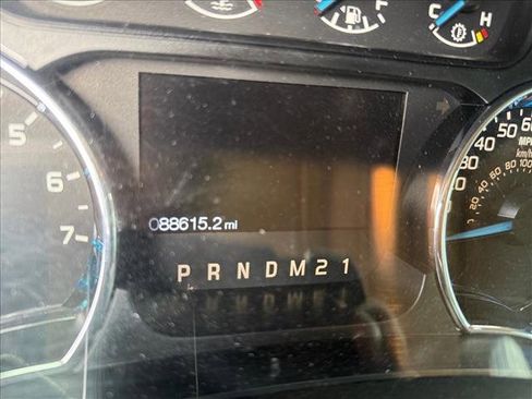 Used 2014 Ford F150 XLT w/ Equipment Group 302A Luxury image 4