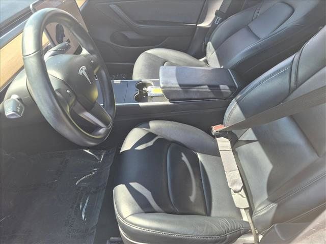 Used 2018 Tesla Model 3 Long Range RWD image 17