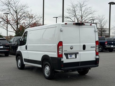 Used 2025 RAM ProMaster 1500 w/ Convenience Group image 9