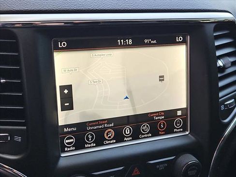 Used 2018 Jeep Grand Cherokee Altitude AWD/4WD image 19