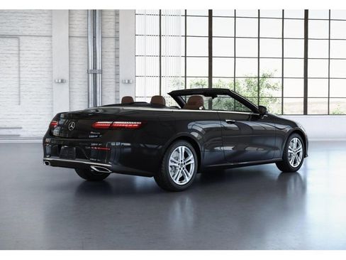 Certified 2023 Mercedes-Benz E 450 4MATIC Cabriolet image 22