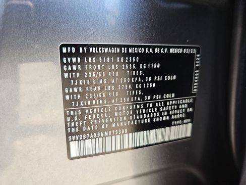 Used 2022 Volkswagen Tiguan SE FWD image 48