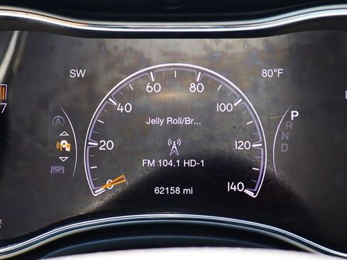 Used 2020 Jeep Grand Cherokee Laredo w/ 18" Wheel & 8.4" Radio Group AWD/4WD image 42