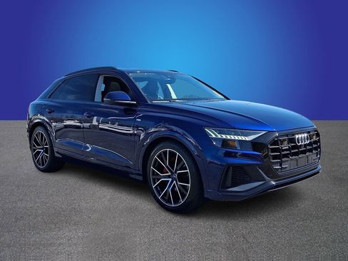 Used 2019 Audi Q8 Prestige w/ Adaptive Chassis Package image 3