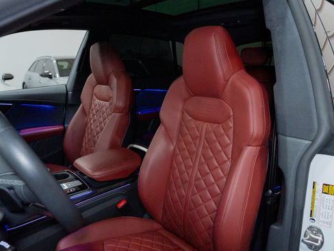 Used 2023 Audi SQ8 Prestige w/ Prestige Package AWD/4WD image 22