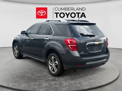 Used 2017 Chevrolet Equinox Premier w/ Enhanced Convenience Package AWD/4WD image 3