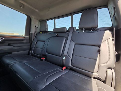 Used 2024 GMC Sierra 2500 Denali w/ Denali Reserve Package AWD/4WD image 25