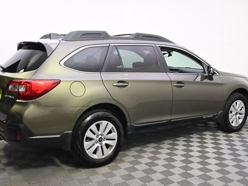 Used 2018 Subaru Outback 2.5i Premium AWD/4WD image 7