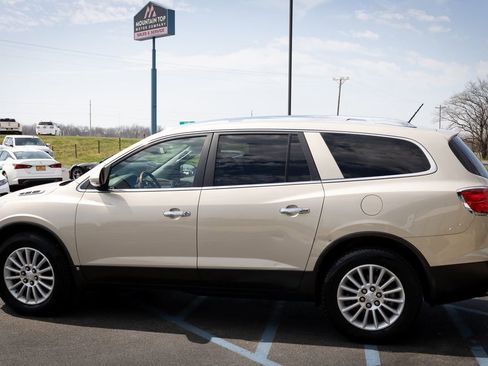 Used 2008 Buick Enclave CXL w/ Driver Confidence Package image 20