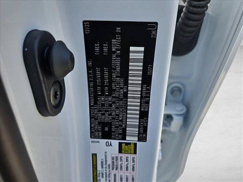 Used 2026 Toyota Corolla Cross L FWD image 25