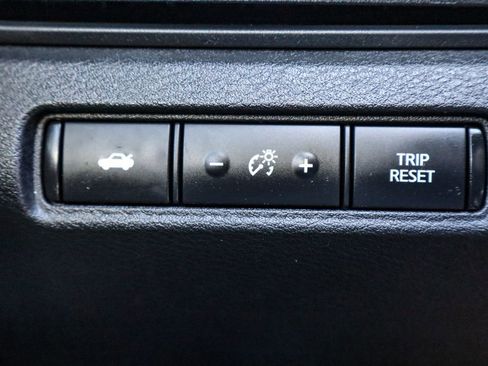 Used 2022 Nissan Altima 2.5 SR image 21