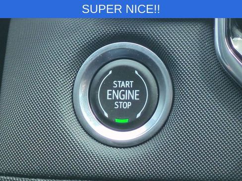 Used 2023 Chevrolet Colorado Z71 w/ Z71 Convenience Package 2 image 19