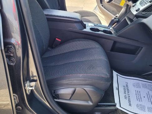 Used 2017 Chevrolet Equinox LT w/ Convenience Package image 11