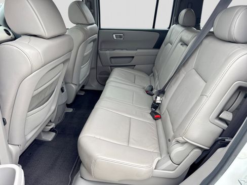 Used 2010 Honda Pilot EX-L image 4