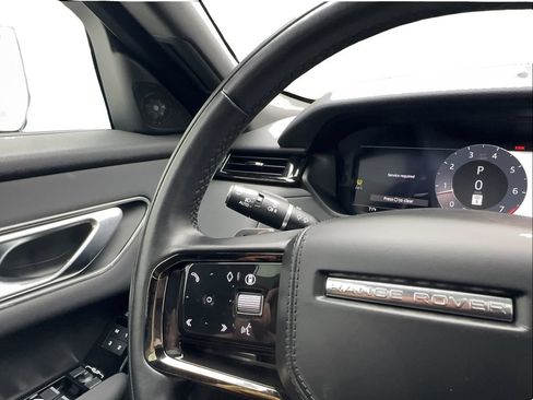 Used 2025 Land Rover Range Rover Velar Dynamic SE image 43