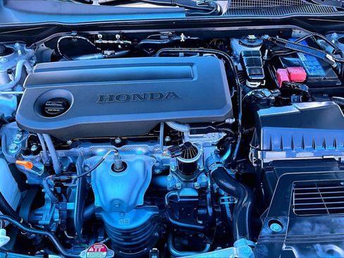 Used 2025 Honda Civic Sport image 32