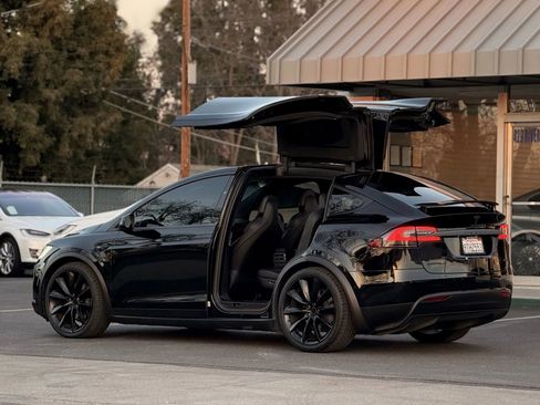 Used 2017 Tesla Model X 100D image 7