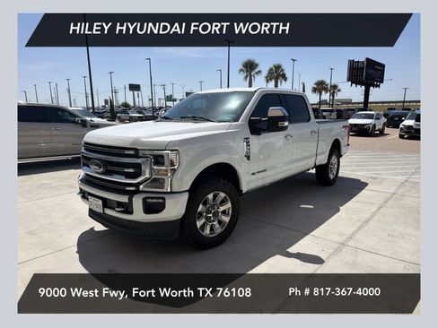 Used 2022 Ford F250 Platinum w/ FX4 Off-Road Package AWD/4WD image 1
