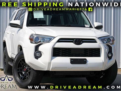Used 2021 Toyota 4Runner SR5 image 2