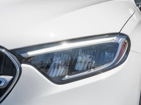 Certified 2025 Mercedes-Benz GLC 300 4MATIC w/ Driver Assistance Package image 13