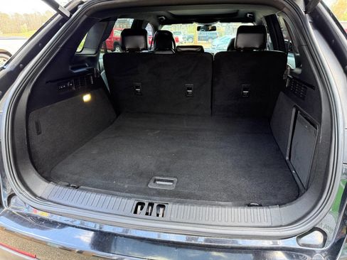 Used 2016 Lincoln MKX Reserve w/ Climate Package image 15