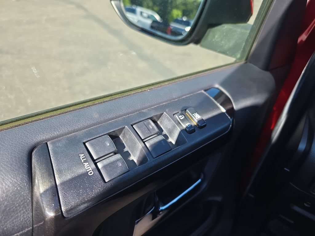 Used 2015 Toyota 4Runner Trail AWD/4WD image 31