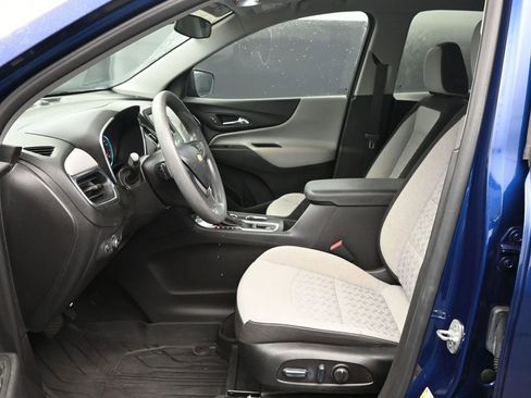 Used 2023 Chevrolet Equinox LS w/ LS Convenience Package image 22