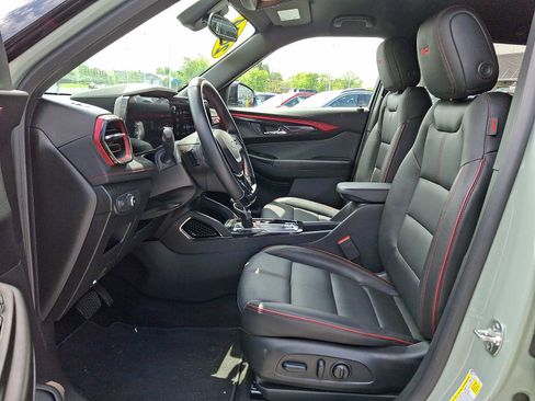 Used 2024 Chevrolet TrailBlazer RS w/ Driver Confidence Package AWD/4WD image 13
