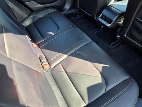 Used 2018 Tesla Model 3 Long Range image 30