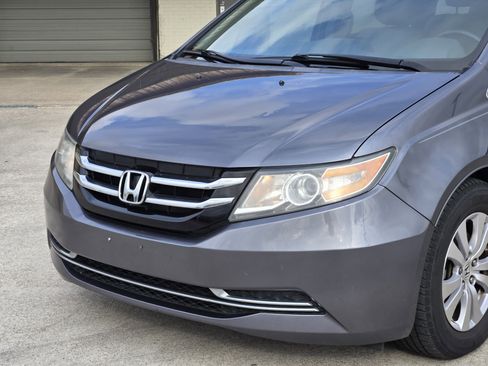 Used 2016 Honda Odyssey SE image 13