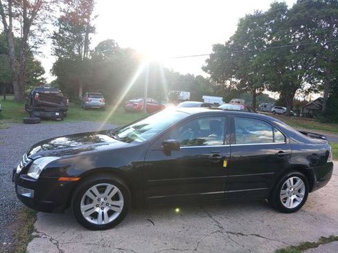 Used 2009 Ford Fusion SEL FWD image 1