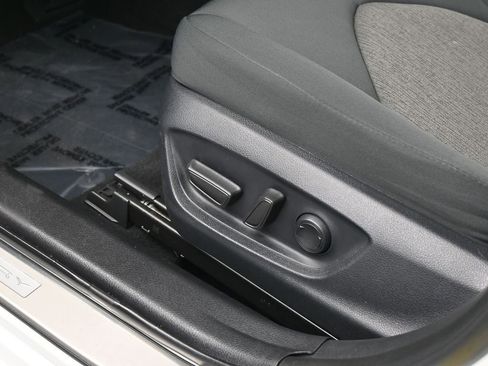 Used 2024 Toyota Camry LE image 12